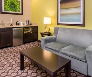 Photo 3 - Holiday Inn Express & Suites Rockport - Bay View, an IHG Hotel