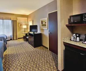 Photo 5 - Holiday Inn Detroit Metro Airport, an IHG Hotel