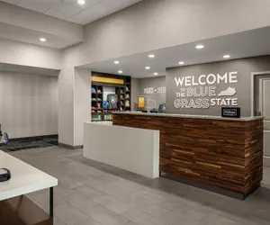 Photo 3 - Hampton Inn Williamsburg