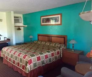 Photo 2 - Klamath Motor Lodge