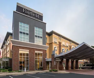 Photo 2 - Fairfield Inn & Suites by Marriott Washington Casino Area