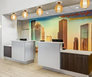 Photo 3 - La Quinta Inn & Suites by Wyndham Houston Energy Corridor