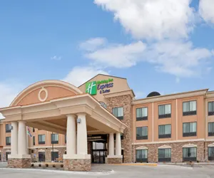 Photo 2 - Holiday Inn Express Hotel & Suites Hays by IHG