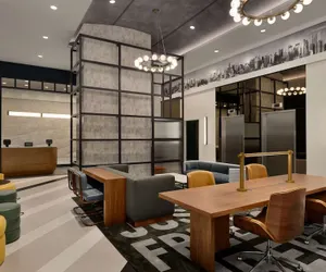 Photo 3 - DoubleTree by Hilton New York Downtown