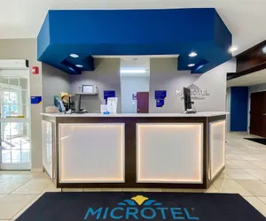 Photo 3 - Microtel Inn & Suites by Wyndham Columbia/At Fort Jackson