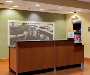 Photo 3 - Hampton Inn & Suites Radcliff - Fort Knox