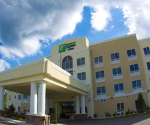 Photo 2 - Holiday Inn Express Havelock NW- New Bern, an IHG Hotel