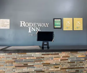 Photo 4 - Rodeway Inn