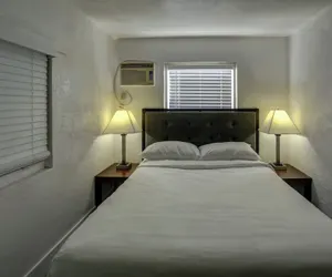 Photo 4 - Beach and Town Motel