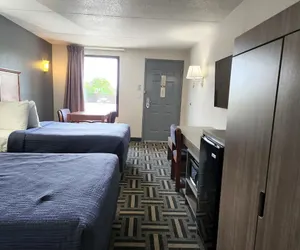 Photo 5 - Drakes Creek Inn