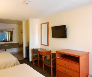 Photo 3 - Simply Home Inn & Suites