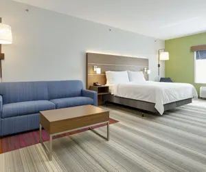 Photo 5 - Holiday Inn Express & Suites Denton North by IHG