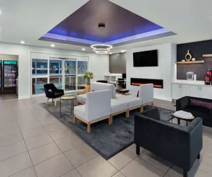 Photo 5 - La Quinta Inn & Suites by Wyndham Austin - Cedar Park