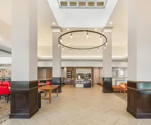 Photo 5 - Hilton Garden Inn Atlanta Airport North