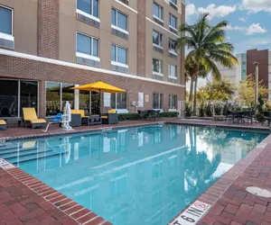 Photo 2 - Cambria Hotel Ft Lauderdale, Airport South & Cruise Port