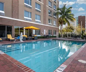 Photo 2 - Cambria Hotel Ft Lauderdale, Airport South & Cruise Port