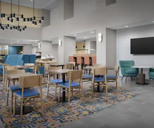 Photo 4 - Hampton Inn & Suites Laurel, MS