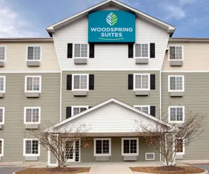 Photo 2 - WoodSpring Suites Chesapeake - Norfolk South