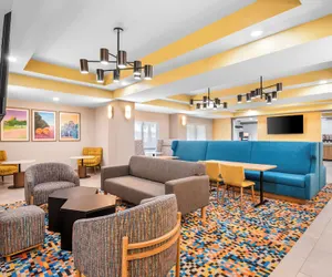 Photo 4 - Hampton Inn Monticello