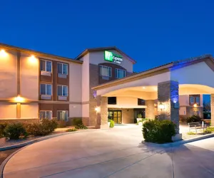 Photo 2 - Holiday Inn Express & Suites Casa Grande by IHG