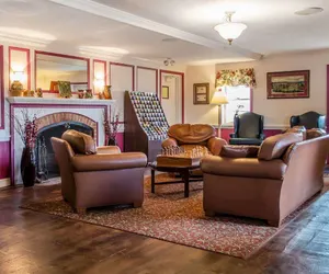 Photo 5 - Clarion Inn Strasburg - Lancaster