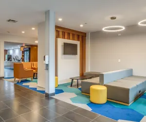 Photo 2 - Microtel Inn & Suites by Wyndham Montgomery