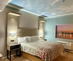 Photo 3 - Baymont by Wyndham Texas City