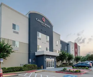 Photo 2 - Candlewood Suites Deer Park TX, an IHG Hotel