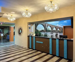 Photo 4 - Best Western Plus Glen Allen Inn