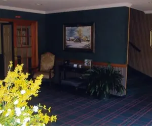 Photo 5 - Whitman Motor Lodge