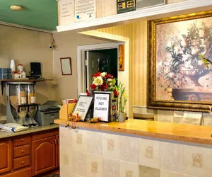 Photo 4 - Pleasant Valley Motel West Stockbridge