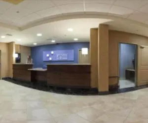 Photo 3 - Holiday Inn Express Hotel & Suites Grand Island, an IHG Hotel