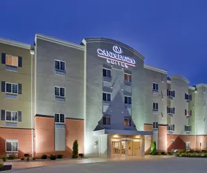 Photo 2 - Candlewood Suites Northeast Kansas City, an IHG Hotel