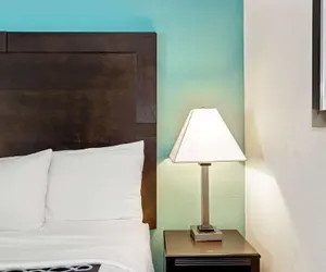 Photo 5 - La Quinta Inn & Suites by Wyndham PCB Pier Park area
