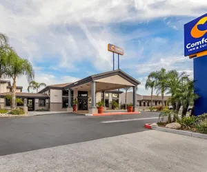 Photo 2 - Comfort Inn & Suites Colton