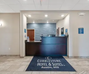 Photo 4 - Cobblestone Hotel & Suites - Austin