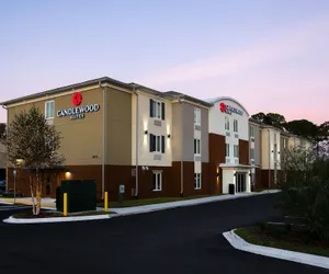 Photo 2 - Candlewood Suites Jacksonville - Mayport, an IHG Hotel