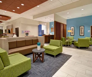Photo 3 - Holiday Inn Express And Suites Galveston Beach by IHG