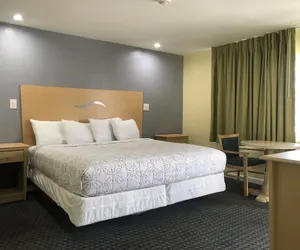Photo 4 - Chisholms Motor Inn