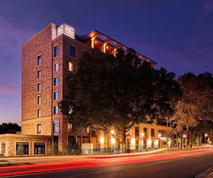 Photo 2 - AC Hotel by Marriott Charlotte SouthPark