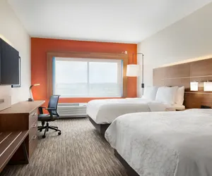 Photo 4 - Holiday Inn Express & Suites Beaver Dam, an IHG Hotel