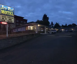 Photo 2 - New West Motel