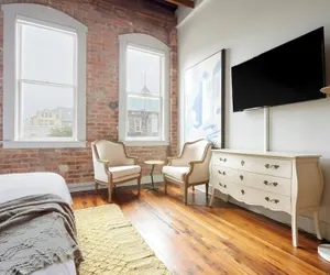 Photo 3 - Sonder by Marriott Bonvoy The Drayton Apartments Historic District
