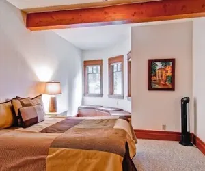 Photo 4 - Scenic Wonder Ahwahnichi Lodge 3 Bedroom