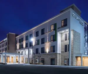 Photo 2 - Courtyard by Marriott Kansas City Olathe
