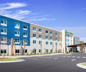 Photo 2 - Holiday Inn Express & Suites Niceville - Eglin Area, an IHG Hotel