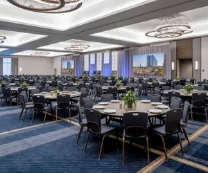 Photo 3 - Hyatt Regency Portland at the Oregon Convention Center