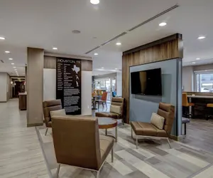 Photo 4 - Towneplace Suites Houston Hobby Airport