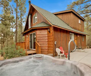 Photo 2 - Living LOG Cabin #1494
