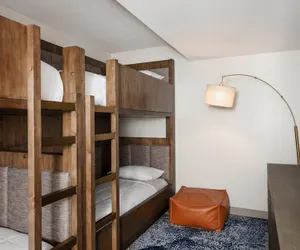 Photo 5 - Delta Hotels by Marriott Virginia Beach Waterfront Suites